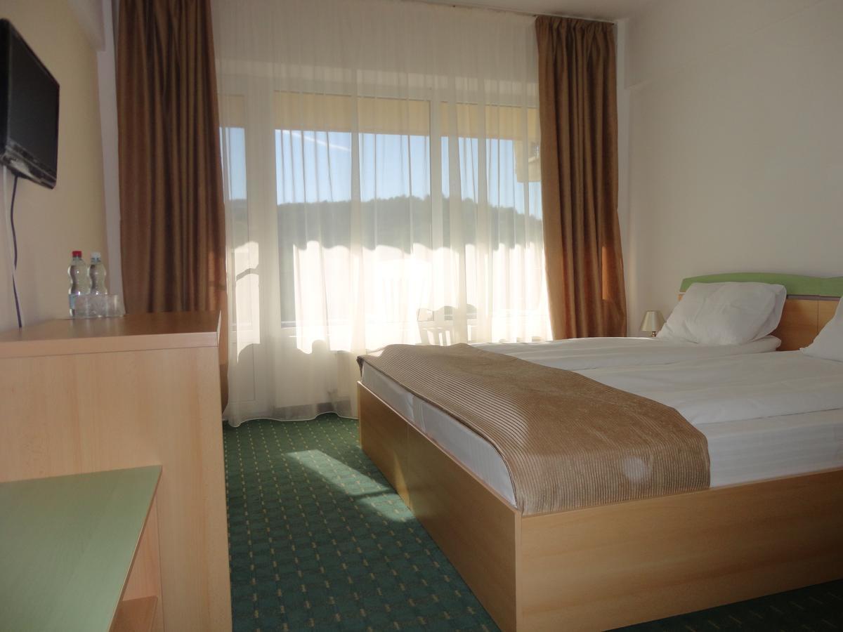 Hotel Diana Джоаджу-Бэй Экстерьер фото